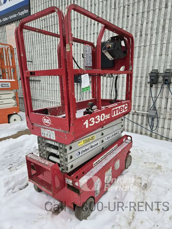 2017 MEC 1330SE Scissor Lift