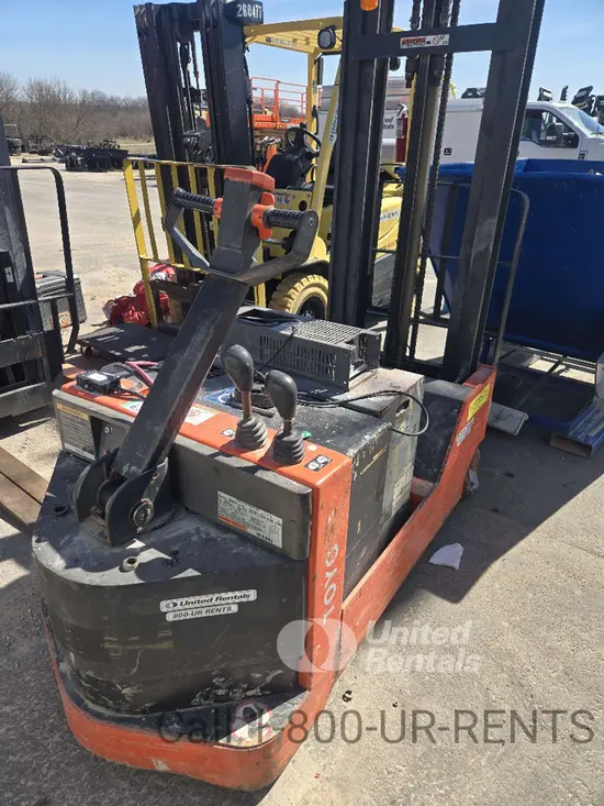 2018 Toyota 6BWC20 Warehouse Forklift