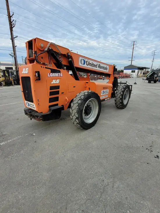 2016 SKYTRAK 6042 Forklift