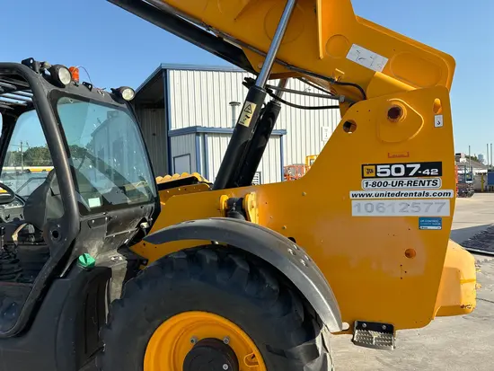 2017 JCB 507-42 Forklift