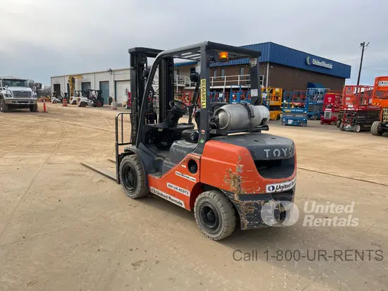 2020 Toyota 8FGU30 Warehouse Forklift