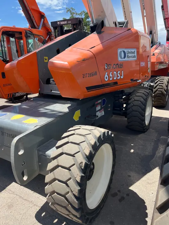 2018 Snorkel 660SJ Boom Lift