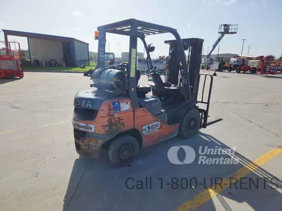 2019 Toyota 8FGU25 Warehouse Forklift