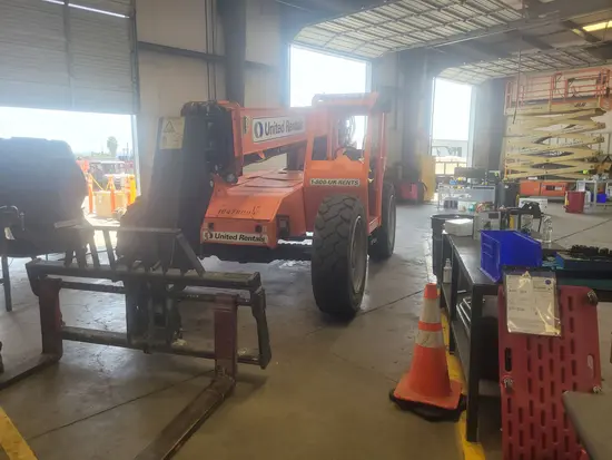 2016 SKYTRAK 6042 Forklift