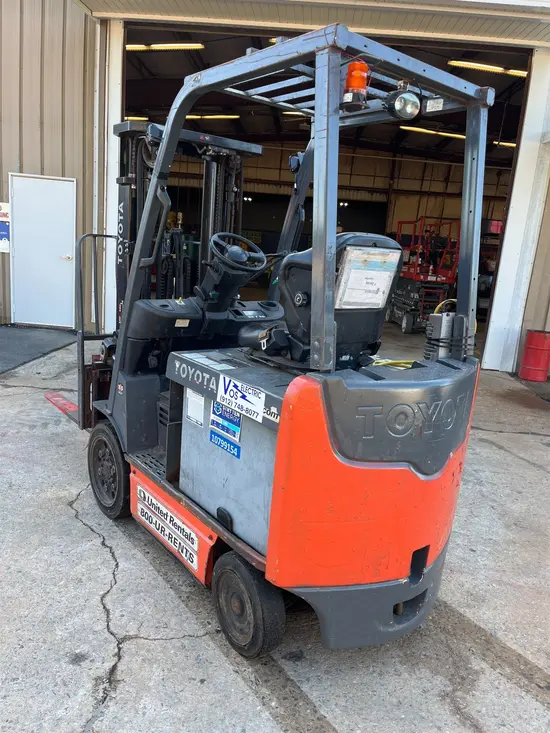 2018 Toyota 8FBCU25 Warehouse Forklift