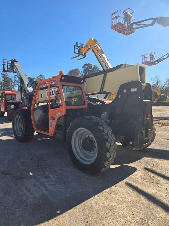 2018 JLG 943 Forklift