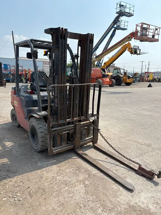 2020 Toyota 8FDU25 Warehouse Forklift
