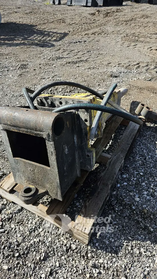 2022 Epiroc SB 452 Attachment
