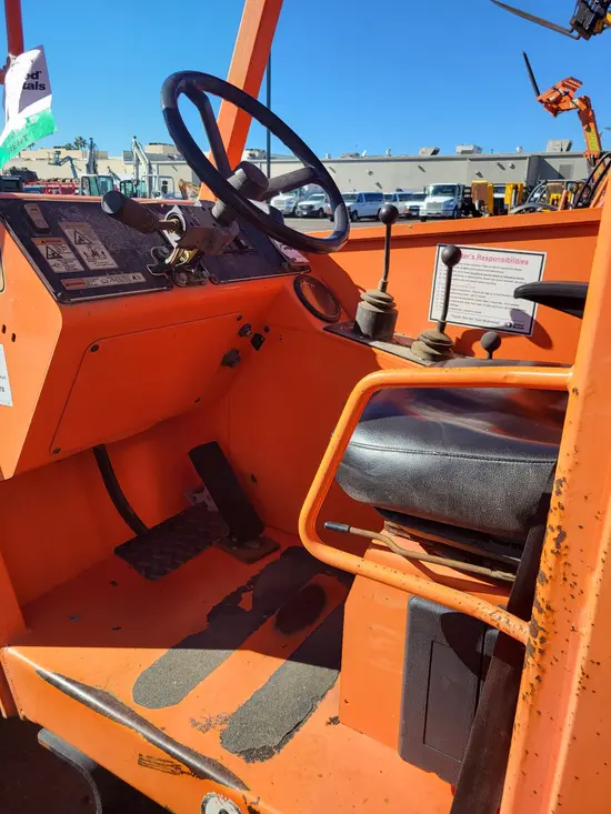 2015 SKYTRAK 6042 Forklift