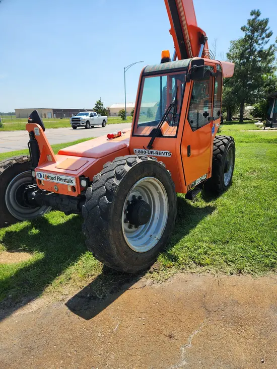 2018 SKYTRAK 8042 Forklift