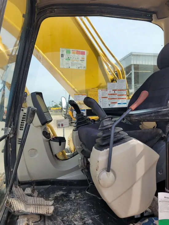 2019 Kobelco SK210LC-10 Excavator