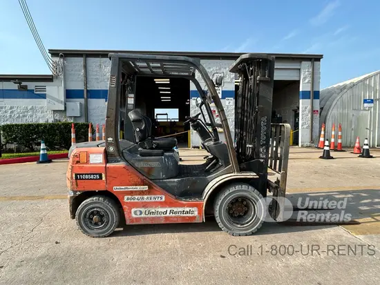 2020 Toyota 8FDU25 Warehouse Forklift