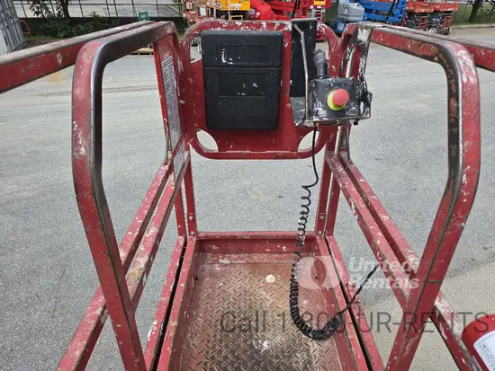 2019 MEC MICRO 19 Scissor Lift