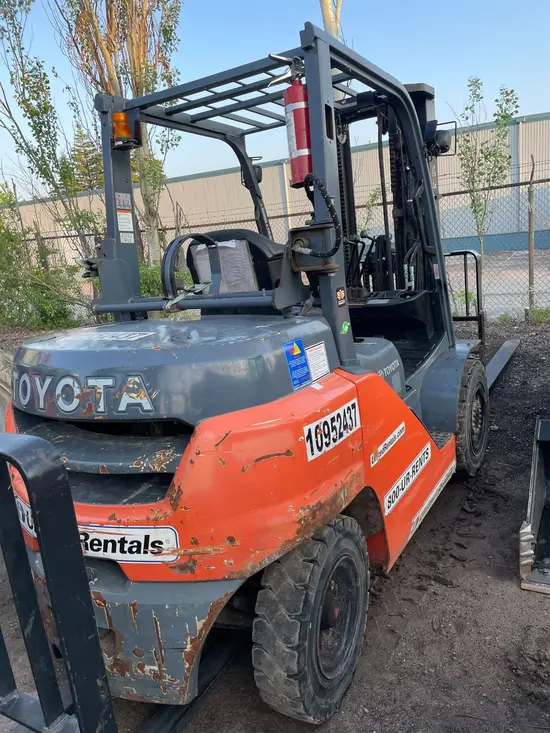 2019 Toyota 8FG35U Warehouse Forklift