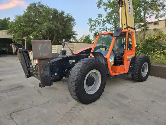2018 JLG 1055 Forklift