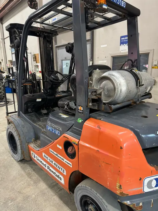 2019 Toyota 8FGU25 Warehouse Forklift