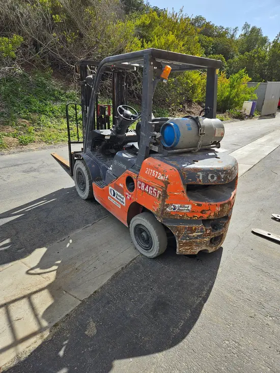 2018 Toyota 8FGU25 Warehouse Forklift