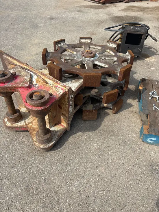 2019 FURUKAWA CW24III Compaction Attachment