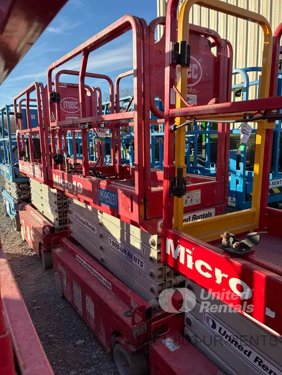 2019 MEC MICRO 19 Scissor Lift