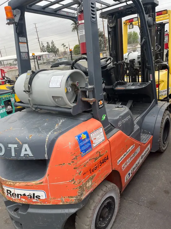 2019 Toyota 8FGU25 Warehouse Forklift