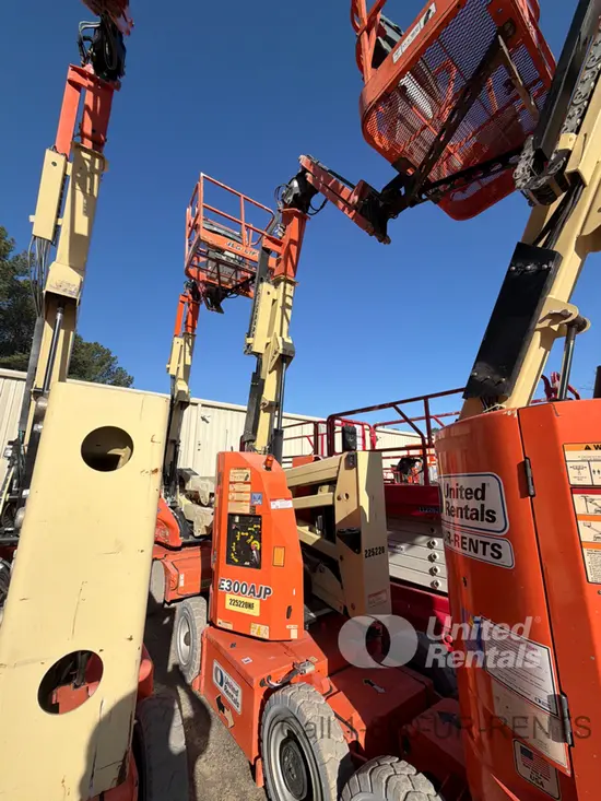 2017 JLG E300AJP Articulating Boom Lift