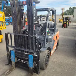 2020 Toyota 8FG35U Warehouse Forklift