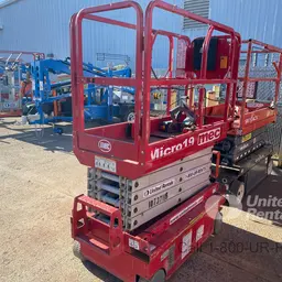 2018 MEC MICRO 19 Scissor Lift