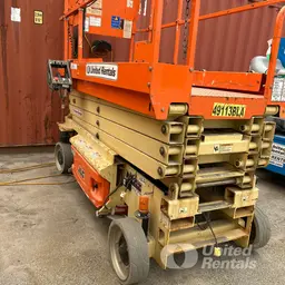 2017 JLG 3246ES Scissor Lift