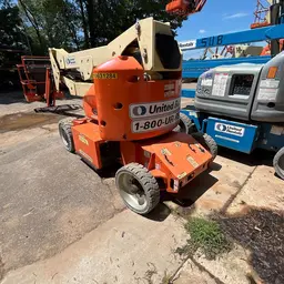 2017 JLG E400AJPN Articulating Boom Lift