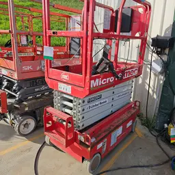 2019 MEC MICRO 19 Scissor Lift