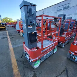 2018 Skyjack SJ16 Self-Propelled One-Person Lift