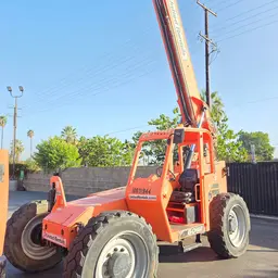 2017 SKYTRAK 6042 Forklift