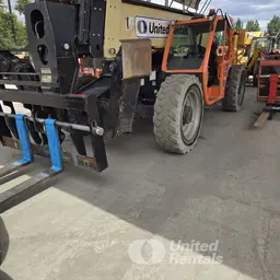 2019 JLG 1055 Forklift