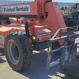 2015 SKYTRAK 8042 Forklift