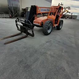 2016 SKYTRAK 6042 Forklift