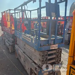 2017 Genie GS-2632 Scissor Lift