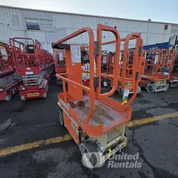 2017 JLG 1230ES Self-Propelled One-Person Lift