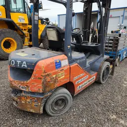 2019 Toyota 8FDU30 Warehouse Forklift